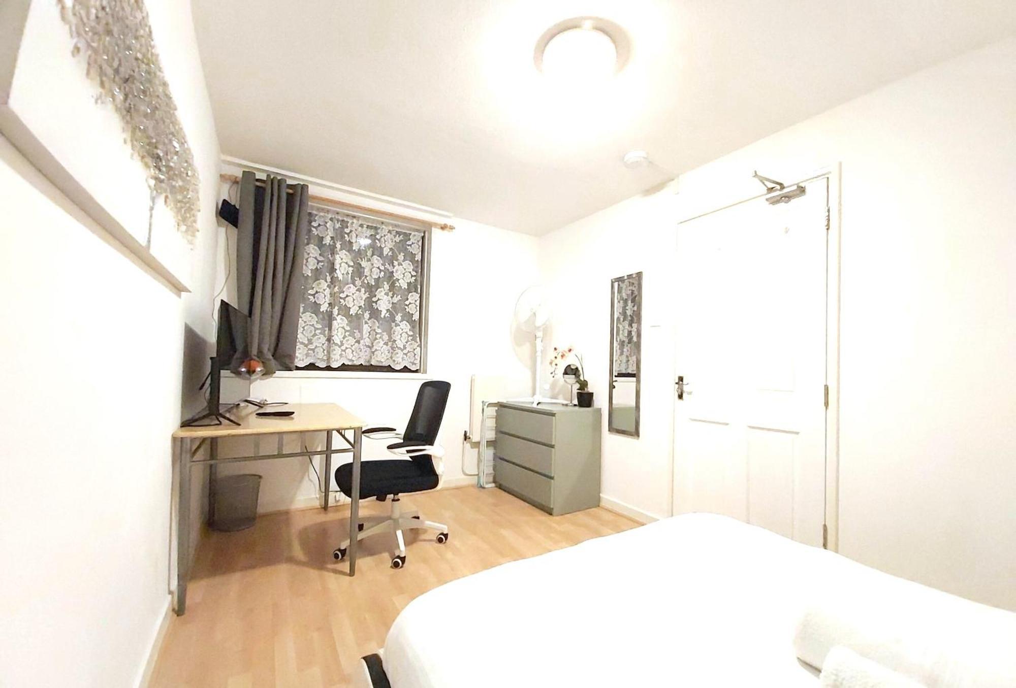 London Harford House Rooms ภายนอก รูปภาพ